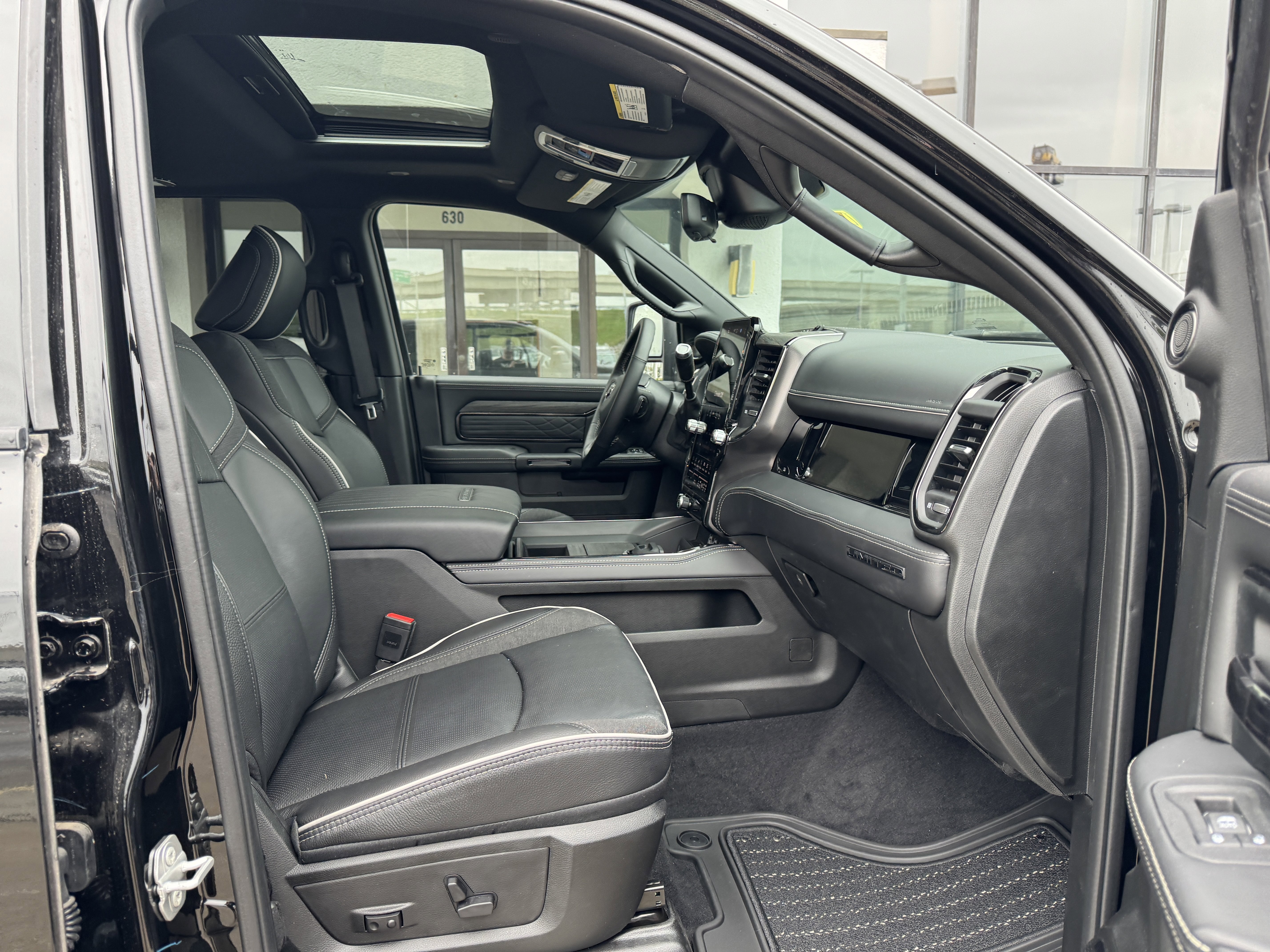 New 2026 RAM 2500 Limited image 23