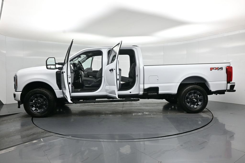 New 2026 Ford F350 XL w/ STX Appearance Package AWD/4WD image 29