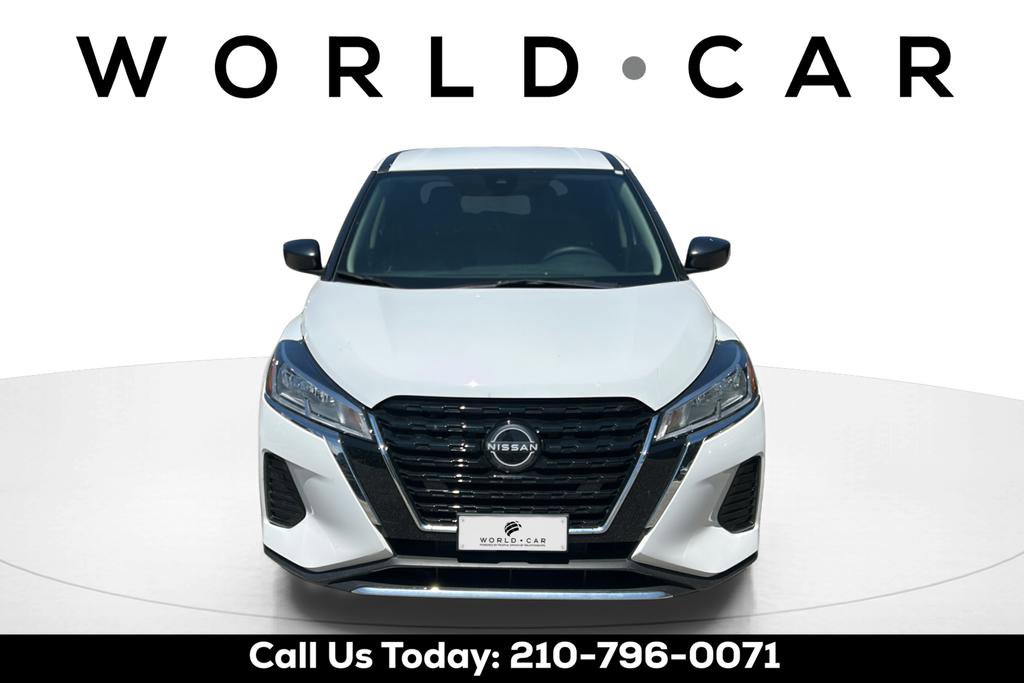 Certified 2025 Nissan Kicks Play S FWD image 2