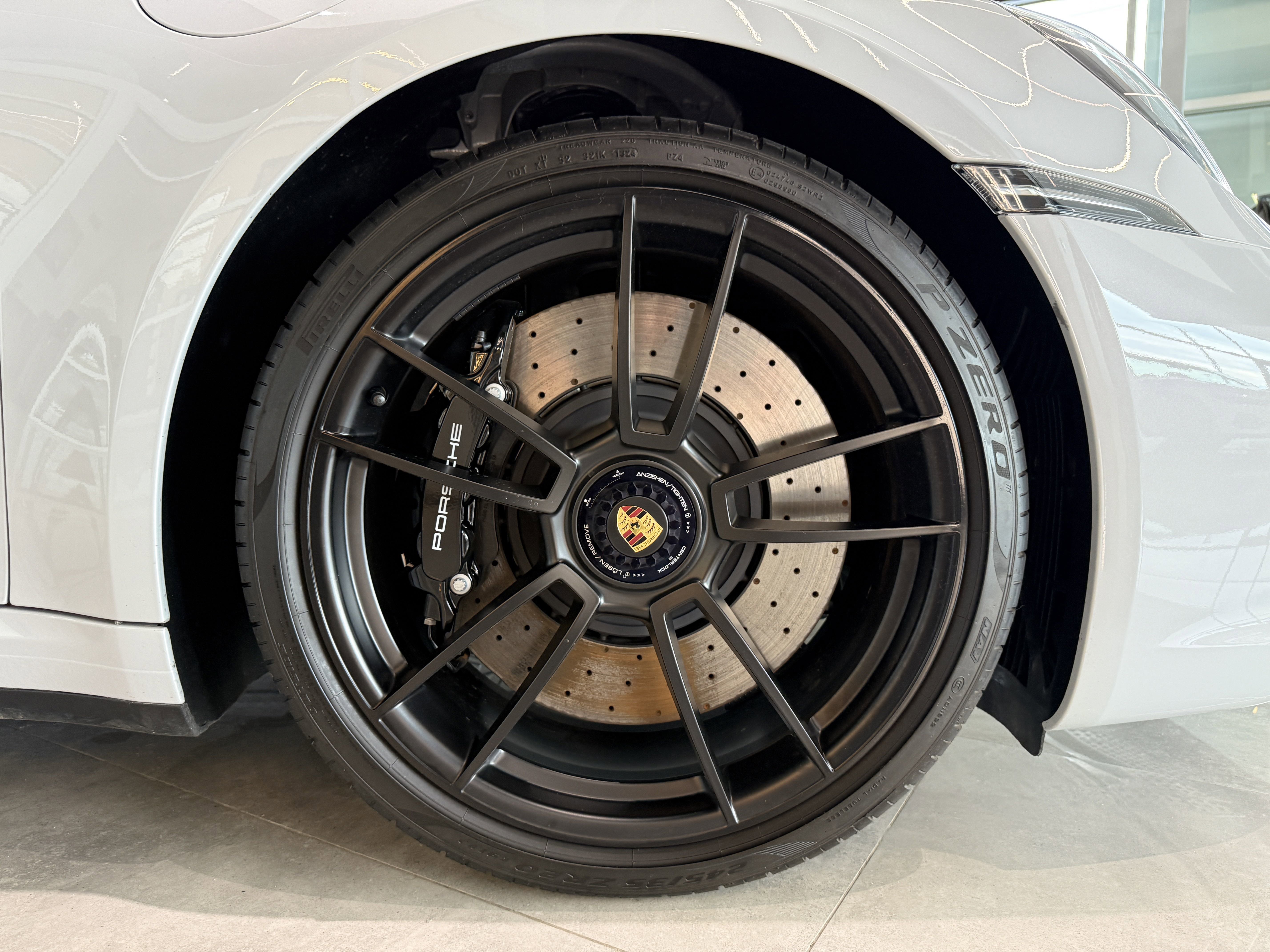 Used 2024 Porsche 911 Targa 4 GTS image 42