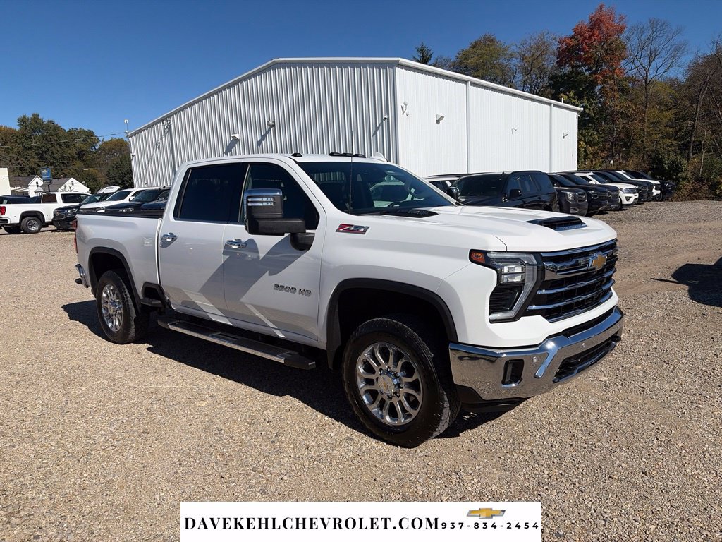 Used 2025 Chevrolet Silverado 2500 LTZ w/ LTZ Plus Package AWD/4WD image 8