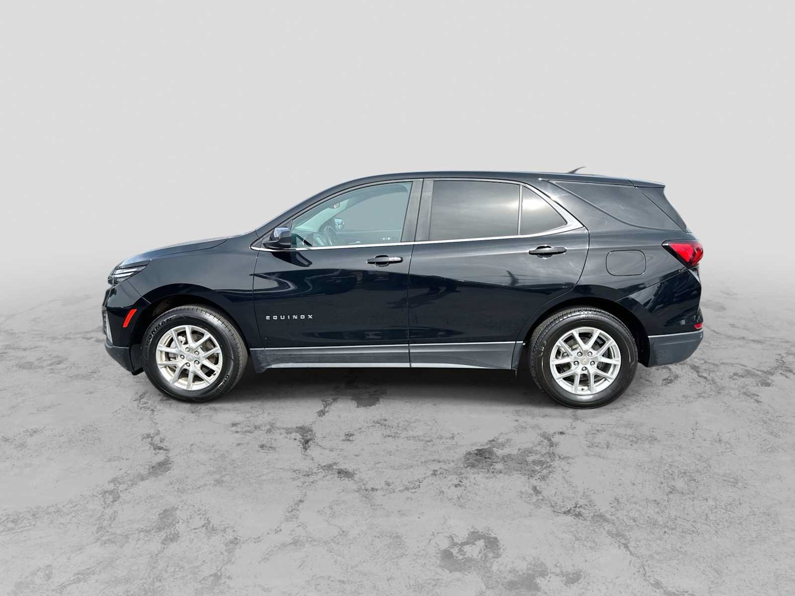 Used 2024 Chevrolet Equinox LT AWD/4WD image 5