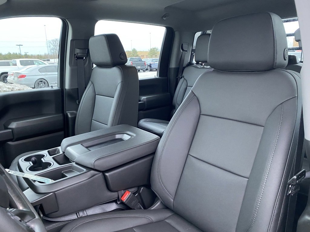 New 2025 Chevrolet Silverado 3500 W/T image 11
