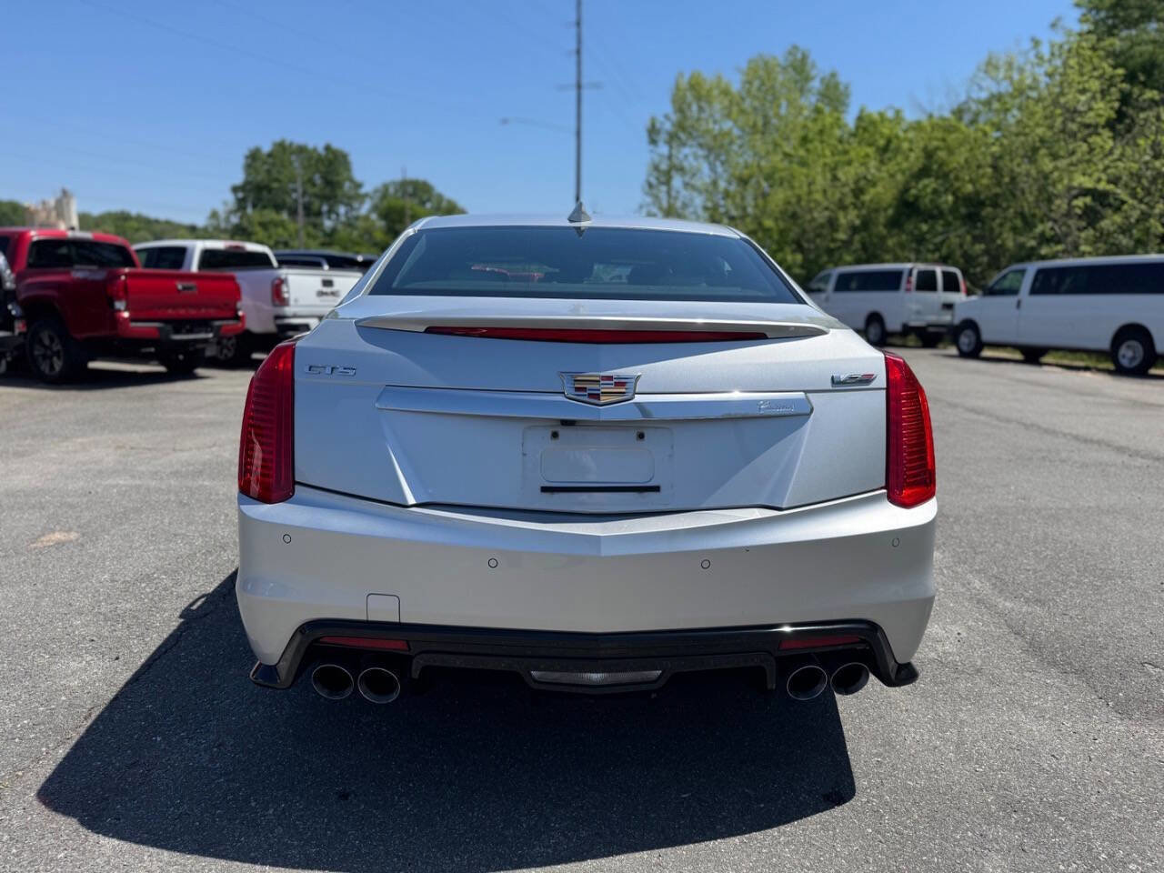 Used 2016 Cadillac CTS V w/ Luxury Package RWD image 7