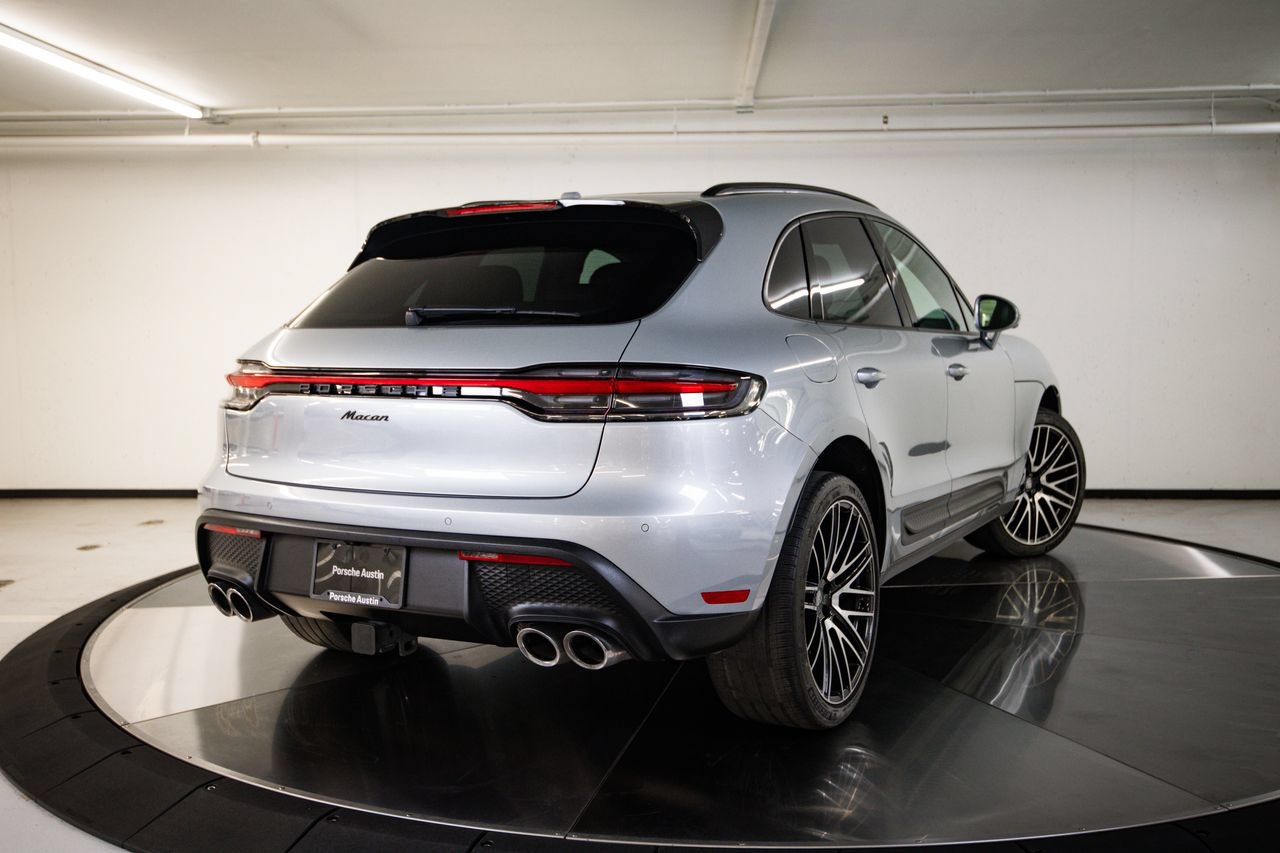 Certified 2024 Porsche Macan AWD/4WD image 7