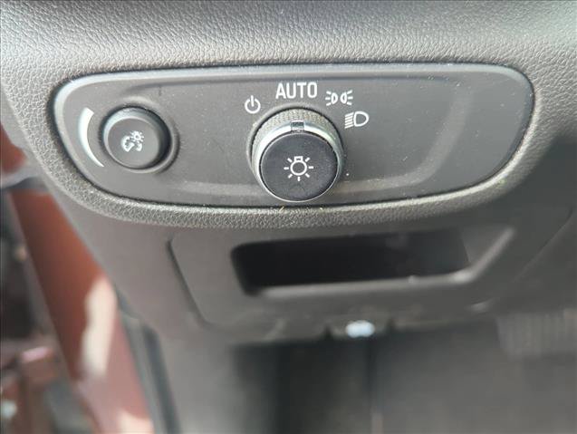 Used 2021 Chevrolet TrailBlazer LS FWD image 11