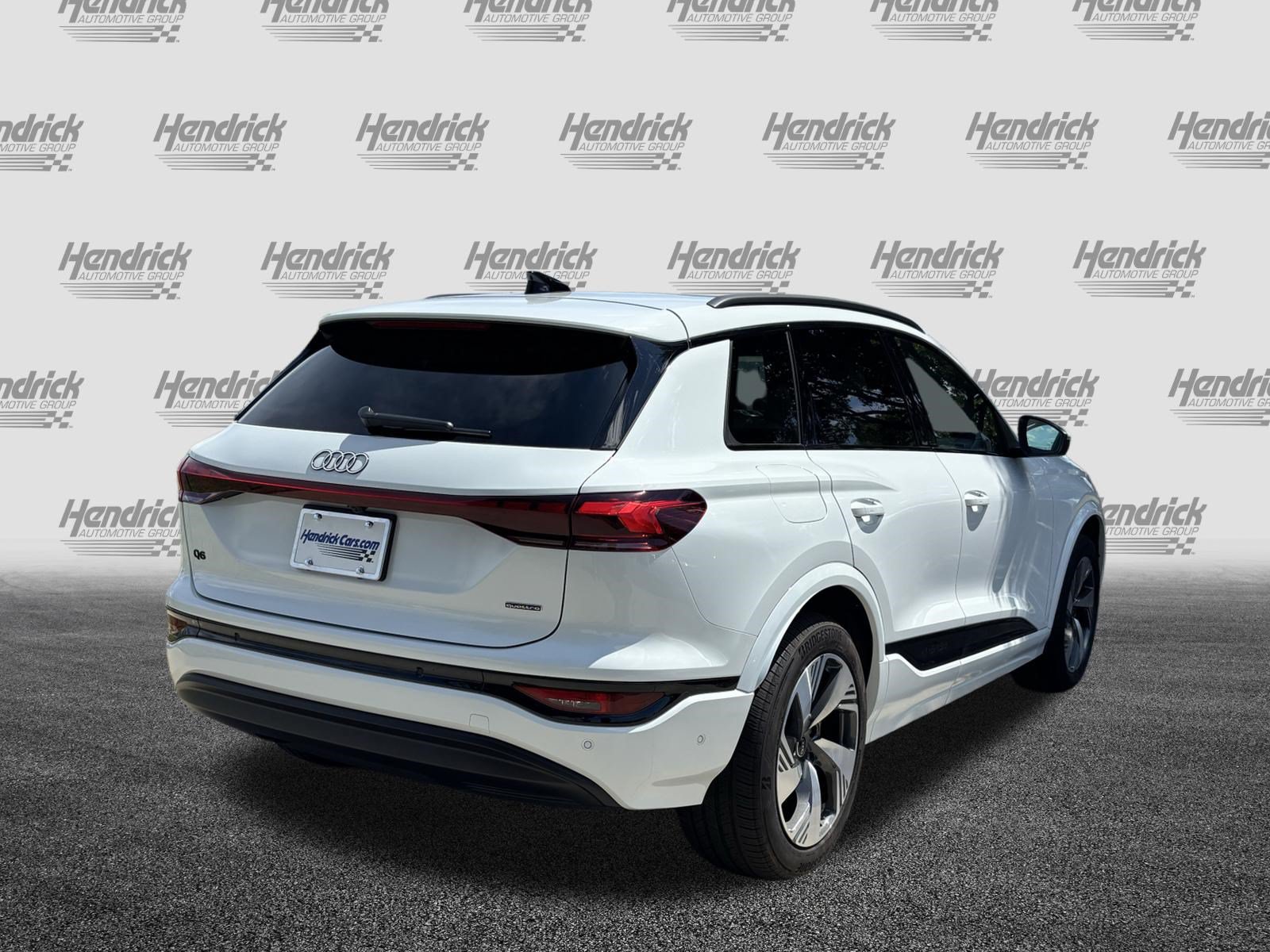 Certified 2025 Audi Q6 e-tron Premium Plus w/ Premium Plus AWD/4WD image 10