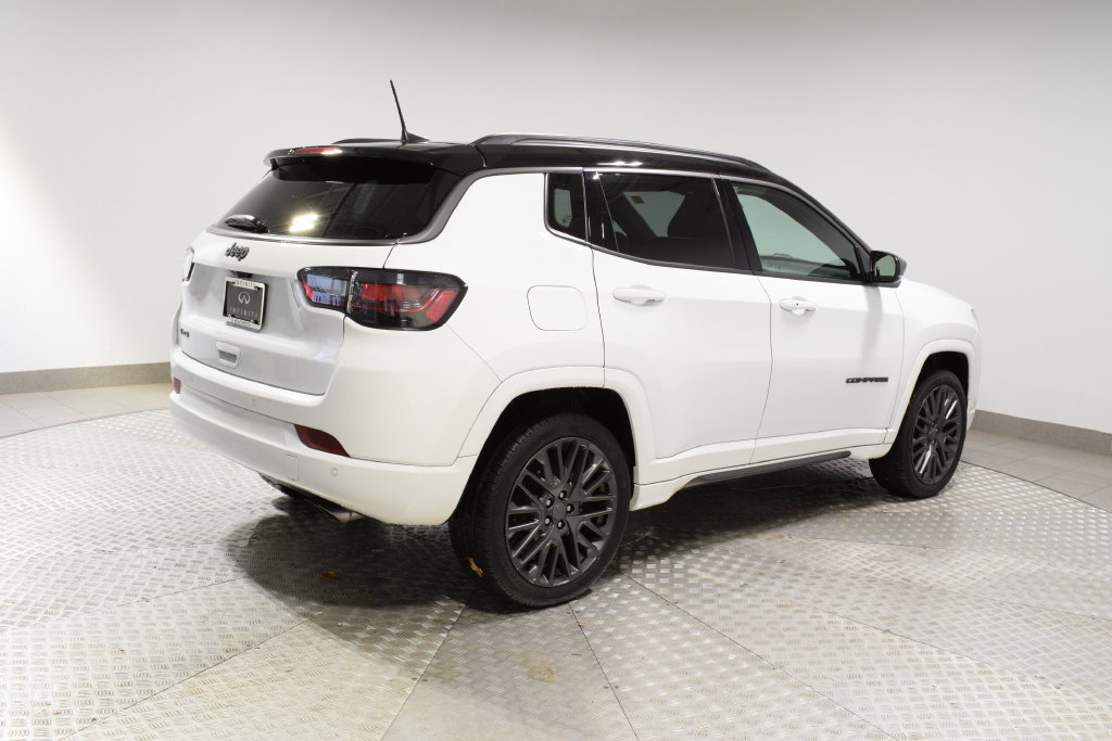 Used 2022 Jeep Compass High Altitude AWD/4WD image 11