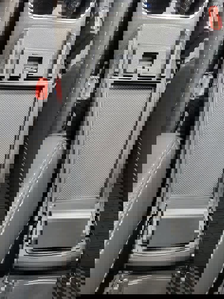 Certified 2025 Subaru Outback Limited w/ Popular Package #2 image 20