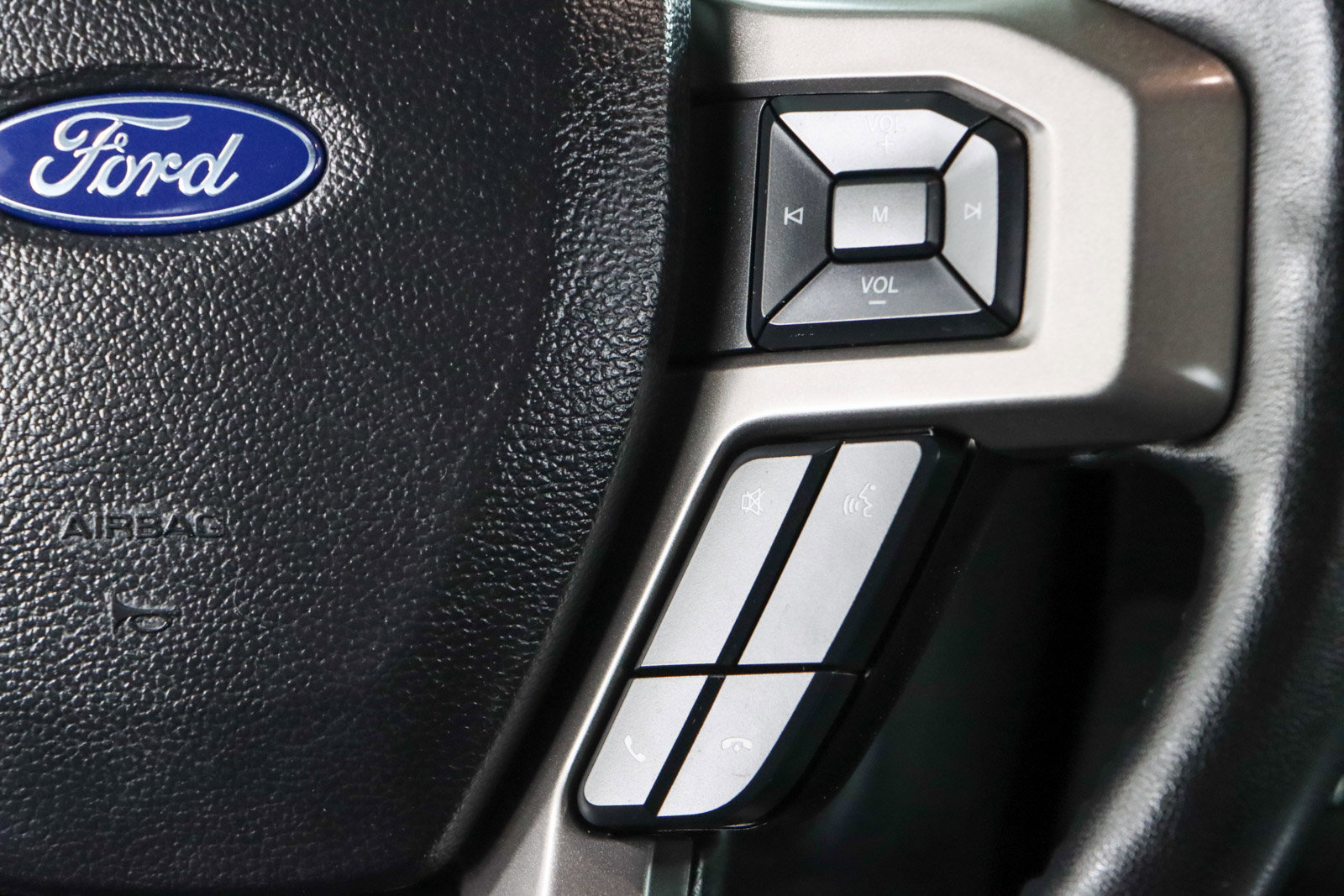 Used 2021 Ford Expedition XLT image 15