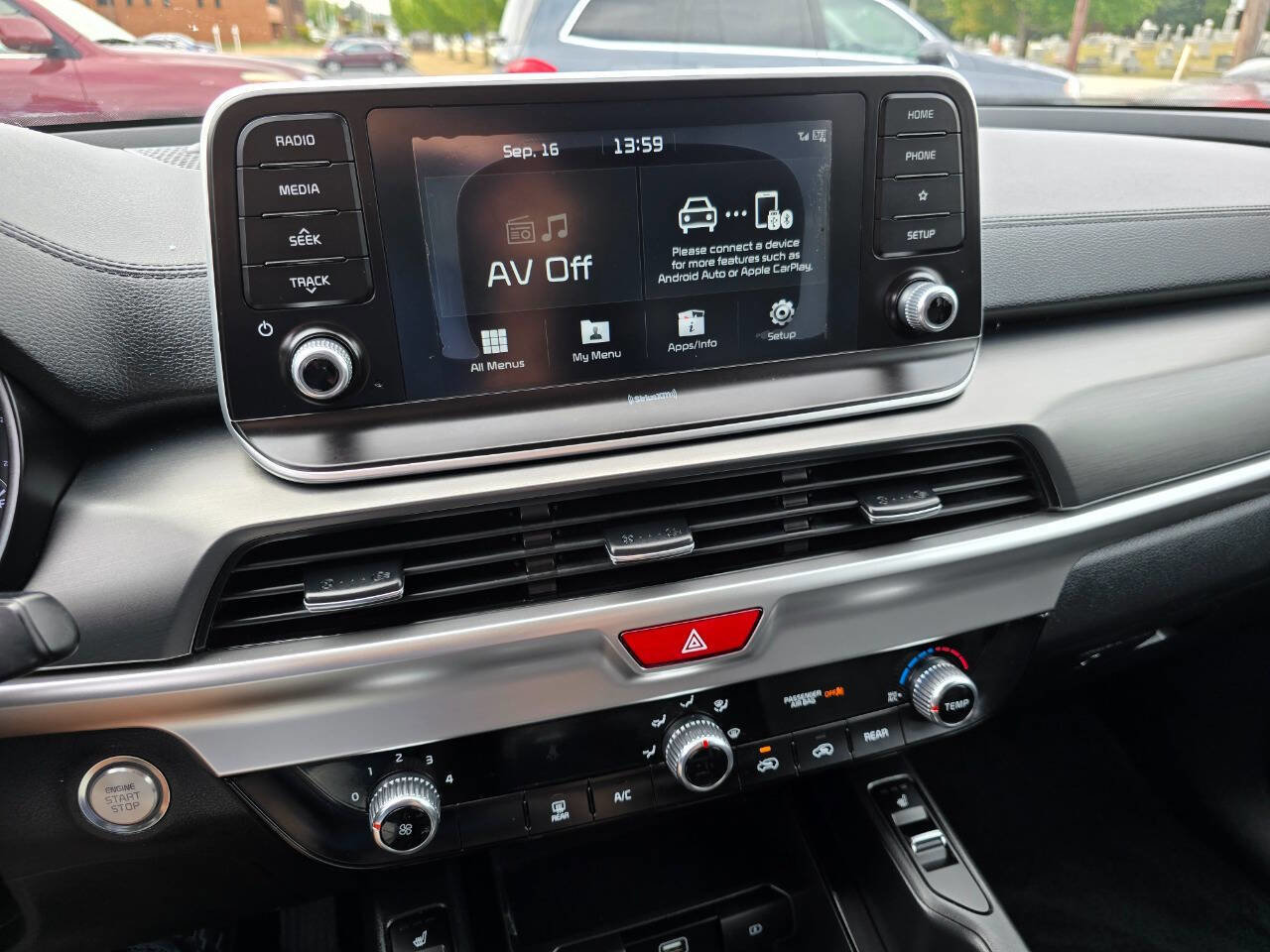 Used 2020 Kia Telluride S w/ S 8 Passenger Seating Package image 18