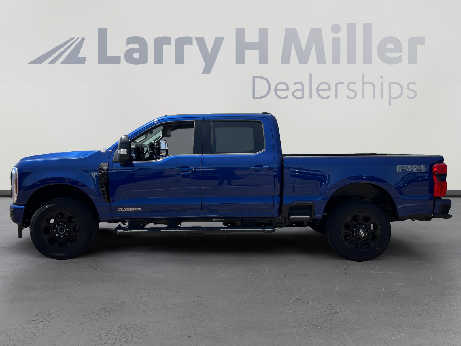 New 2026 Ford F350 Lariat w/ Black Appearance Package AWD/4WD video 2