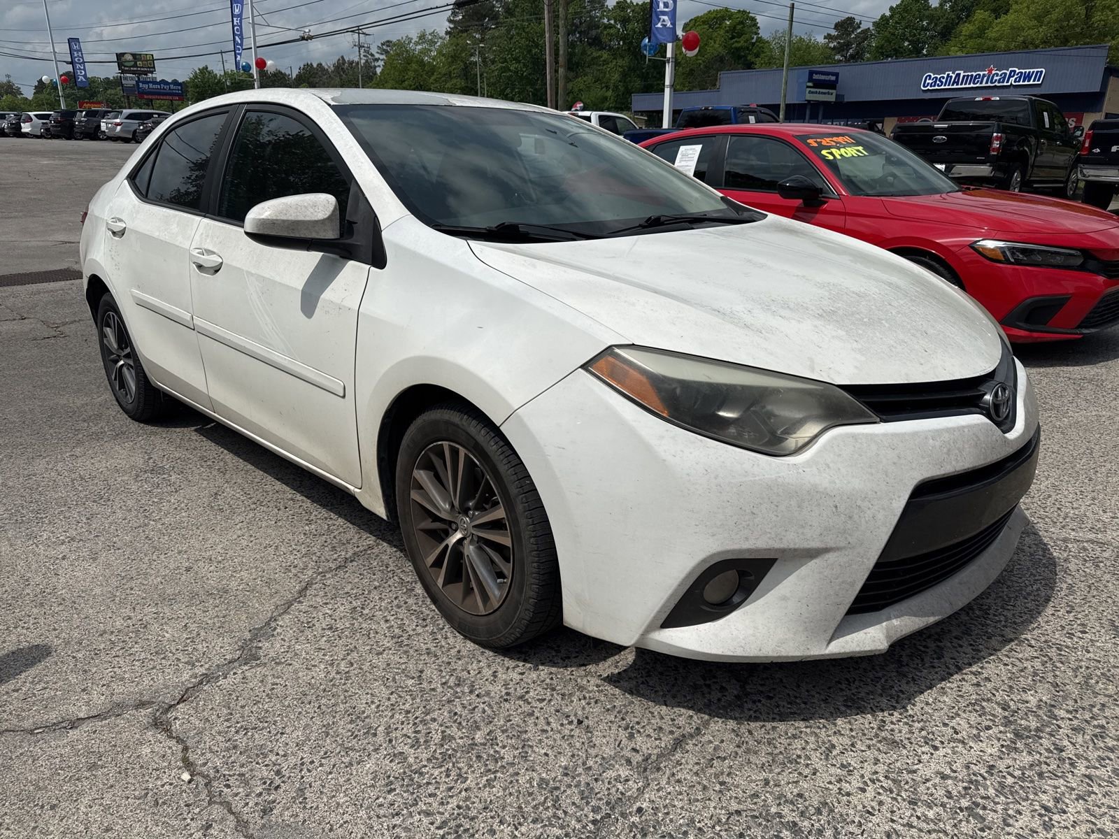 Used 2016 Toyota Corolla LE image 2