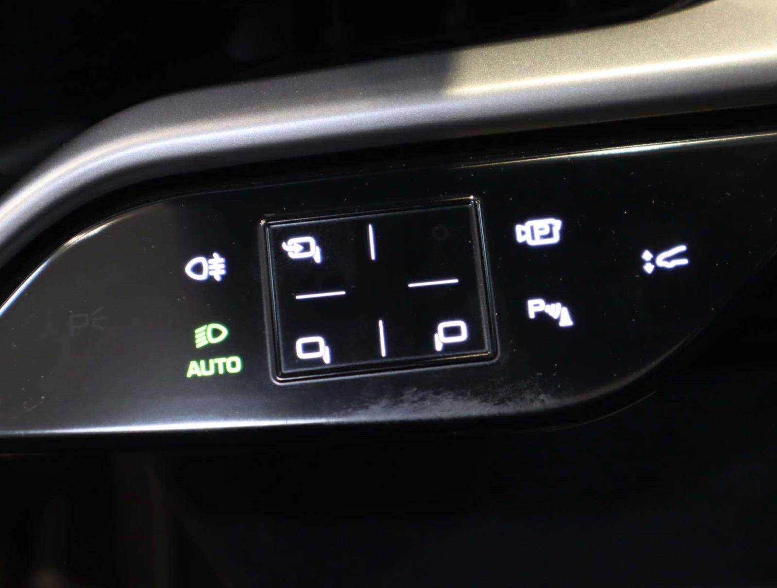 Certified 2025 Ferrari SF90 Spider image 27