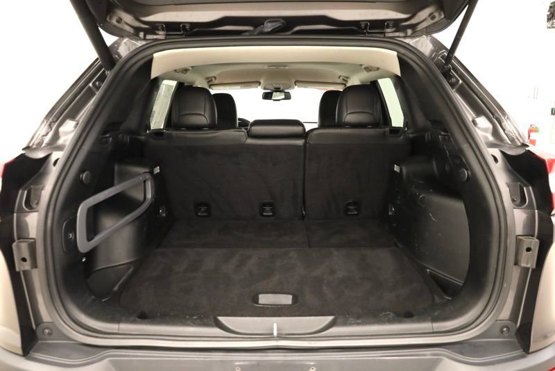 Used 2018 Jeep Cherokee Limited image 33