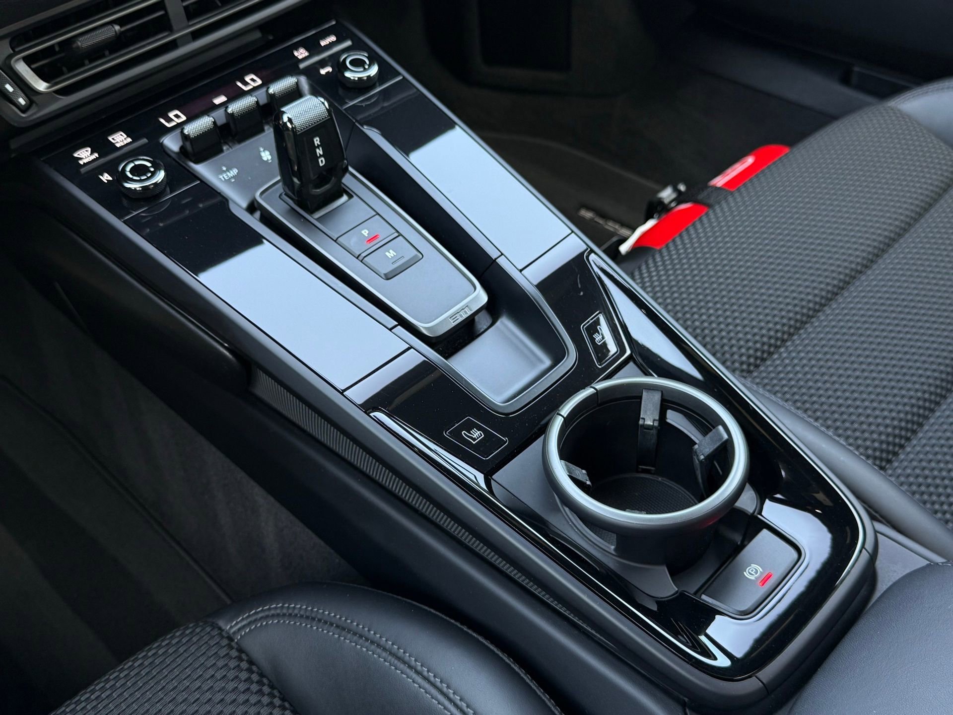 Certified 2024 Porsche 911 Carrera T image 22