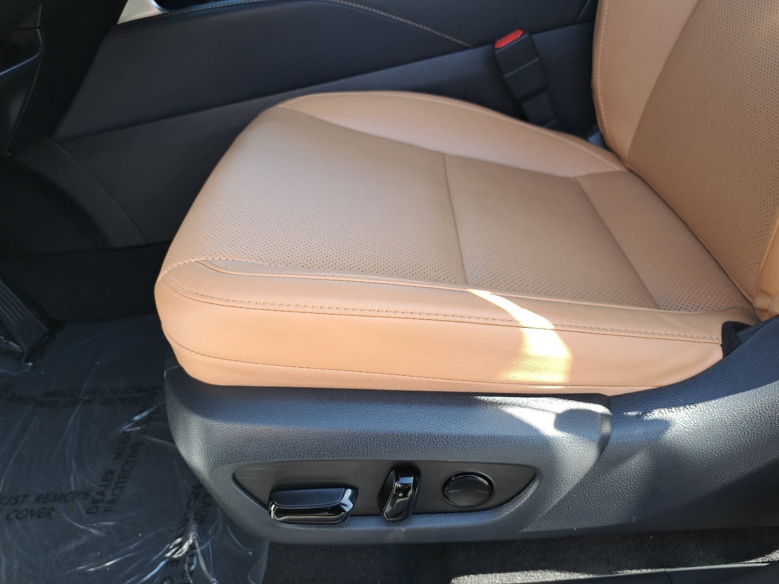 Used 2024 Lexus RX 350 Premium w/ Cold Area Package FWD image 32