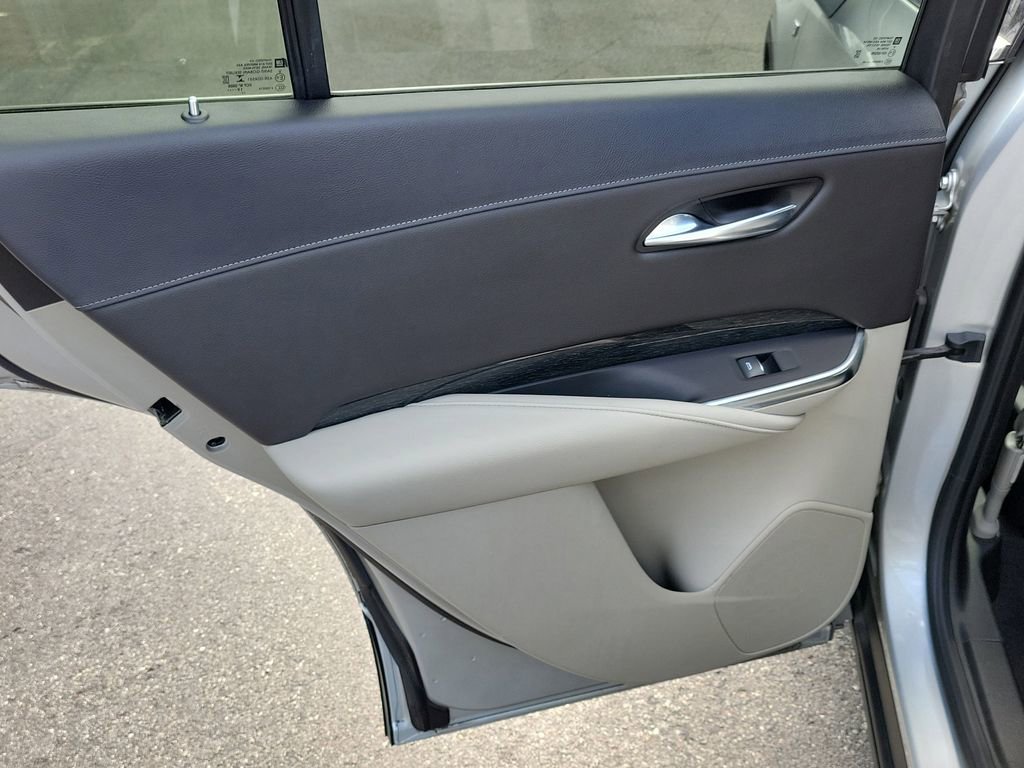 Used 2020 Cadillac XT4 Premium Luxury FWD image 10