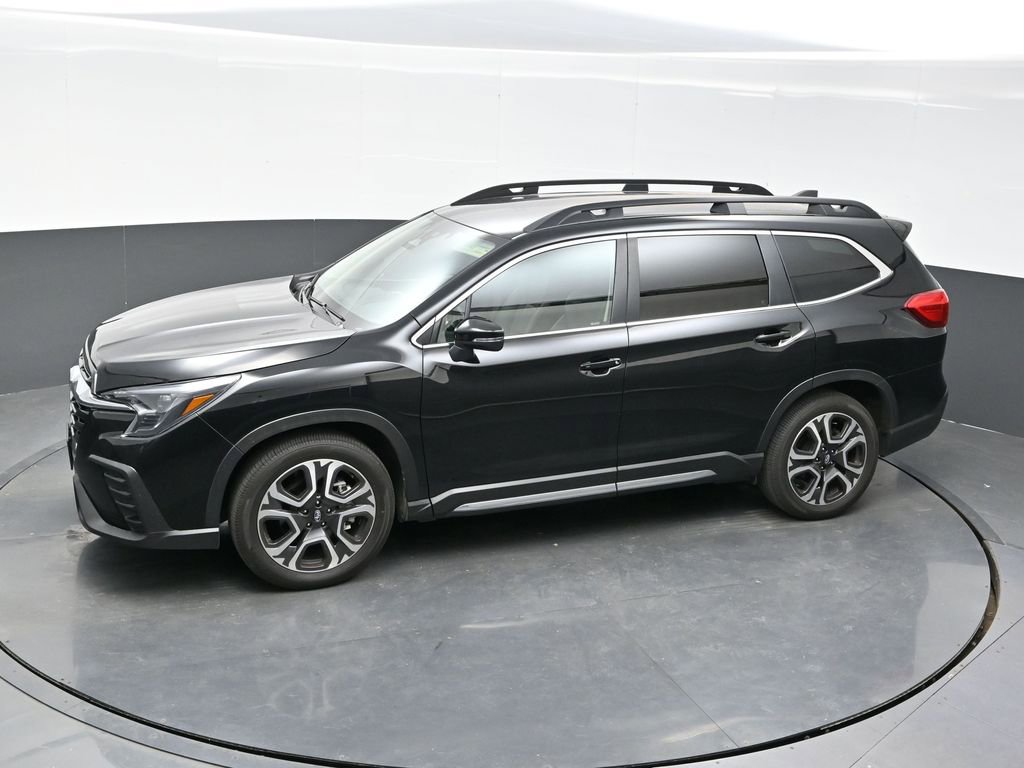 Used 2023 Subaru Ascent Limited image 35