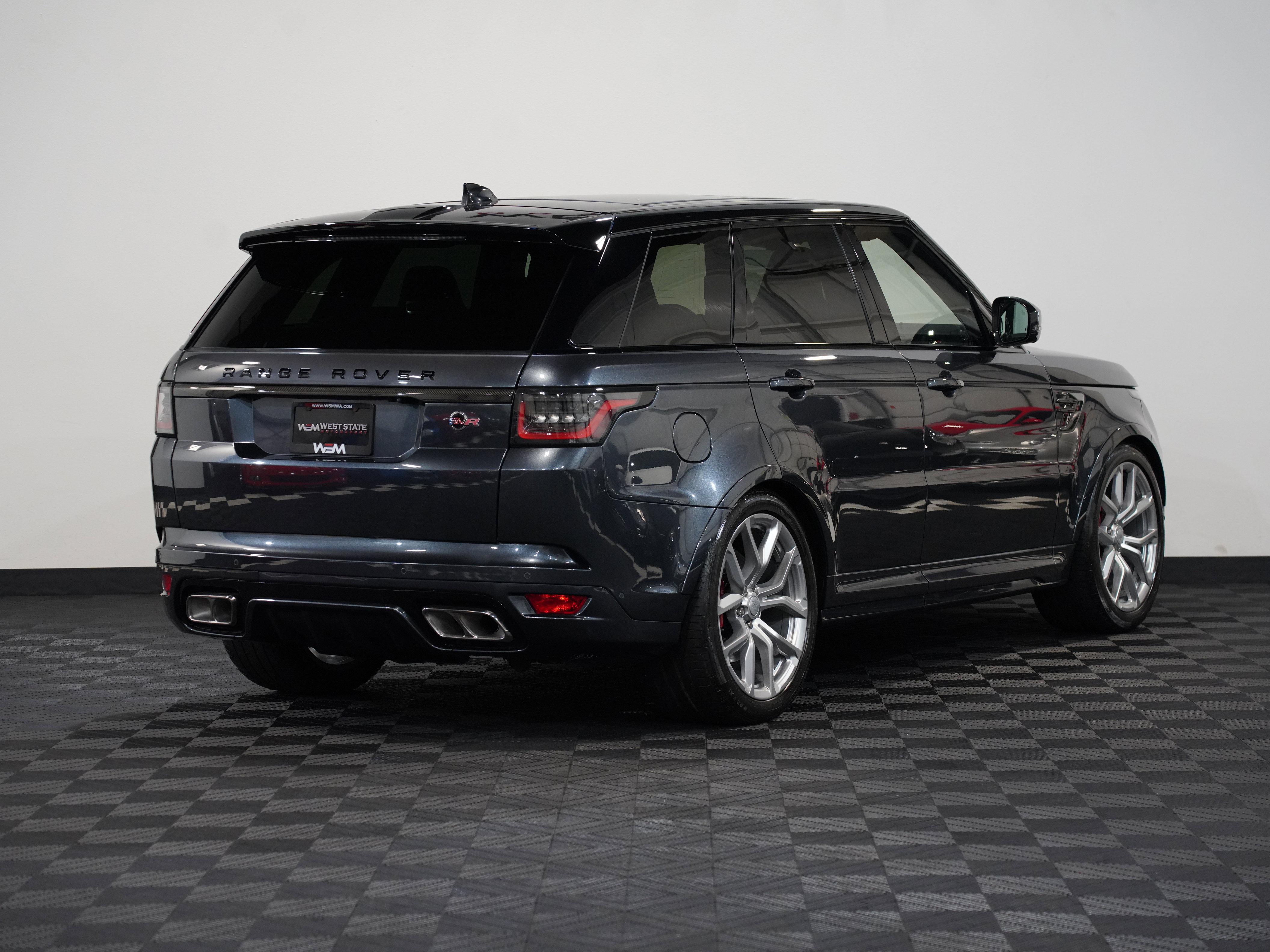 Used 2018 Land Rover Range Rover Sport SVR image 6