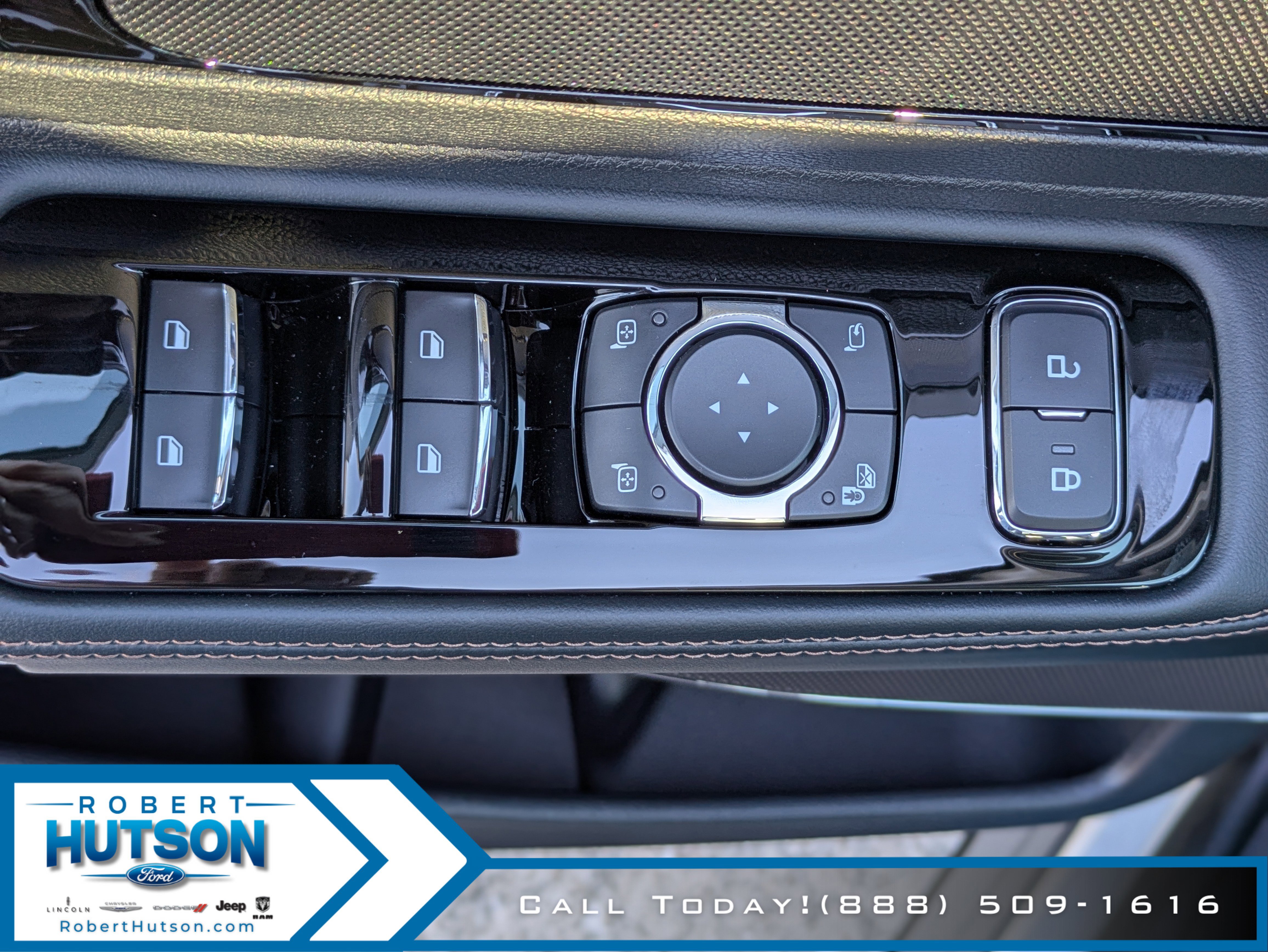 New 2026 Lincoln Aviator Premiere image 20