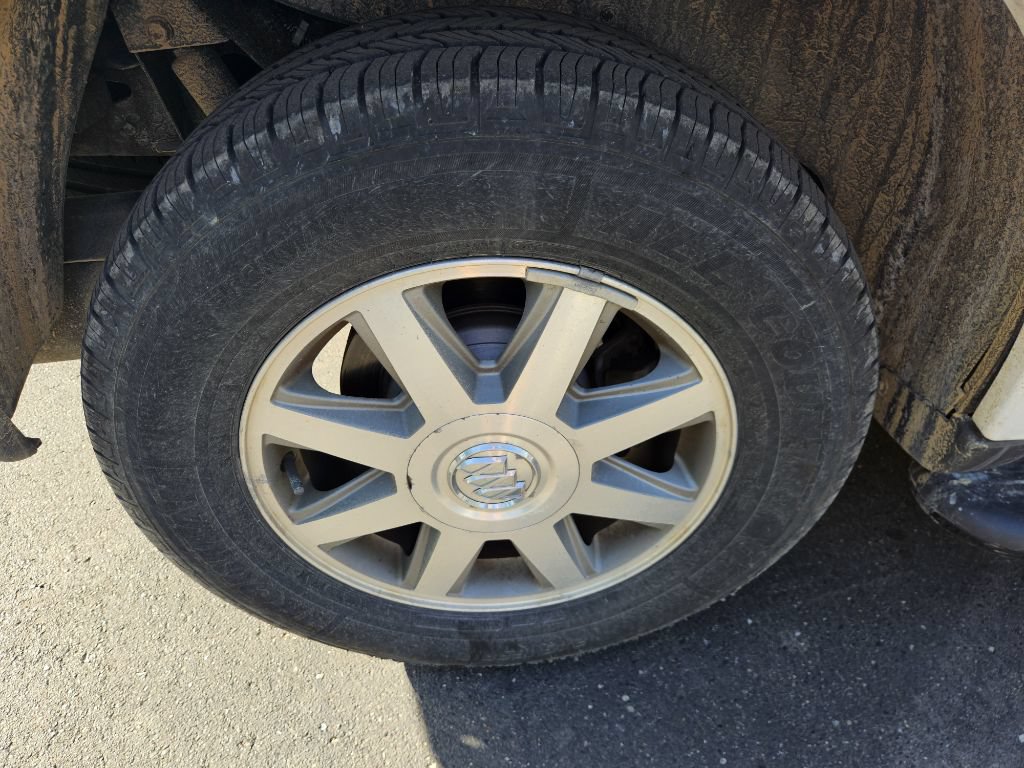 Used 2005 Buick Rainier CXL AWD/4WD image 23