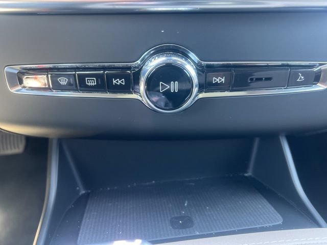 New 2026 Volvo XC90 T8 Ultra w/ Protection Package AWD/4WD image 19