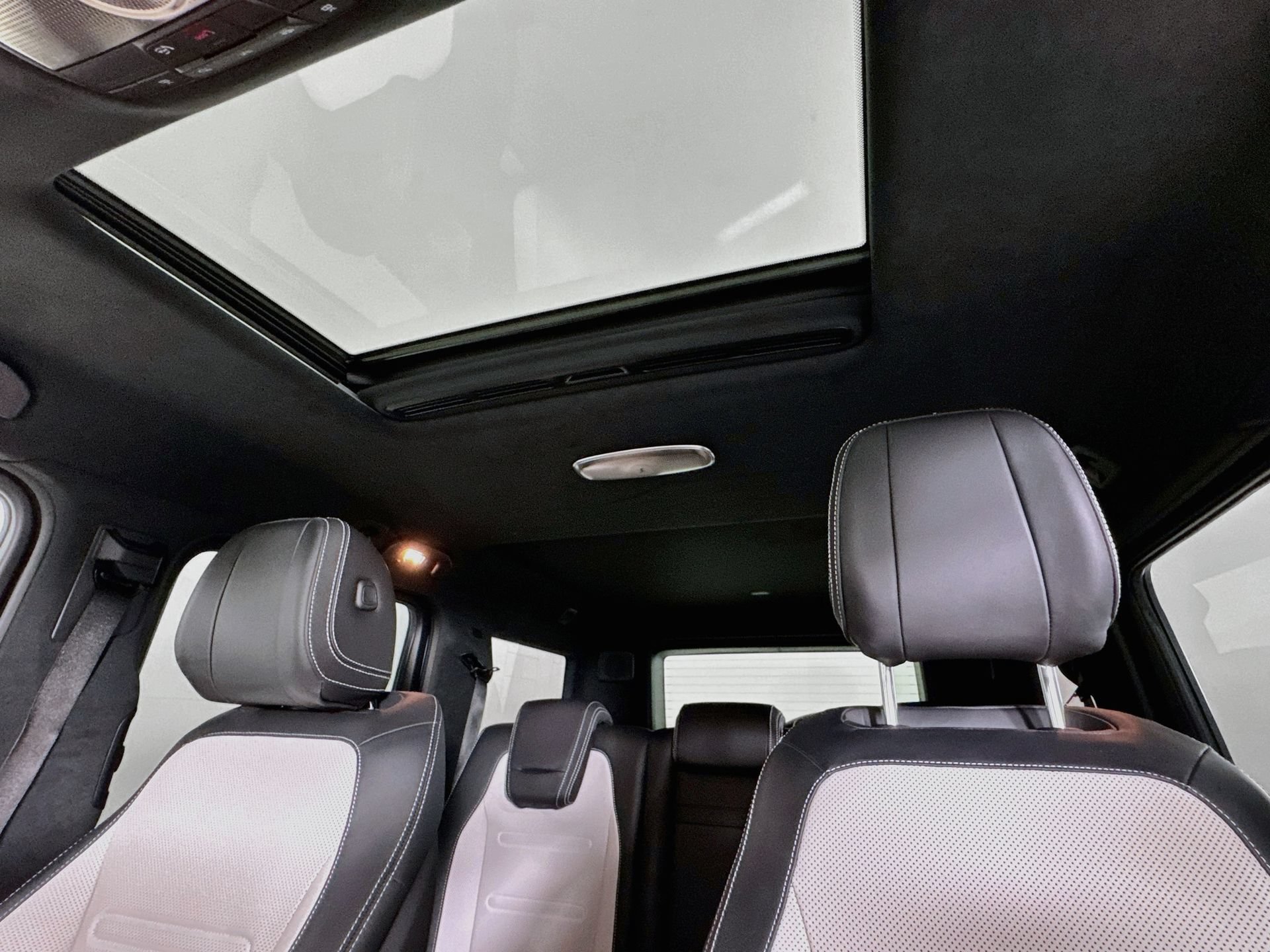 New 2027 Mercedes-Benz G 580 e image 24