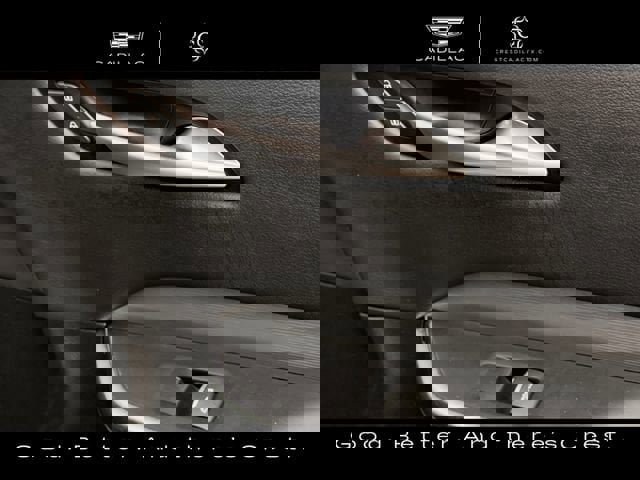 Used 2024 Cadillac XT4 Premium Luxury image 25