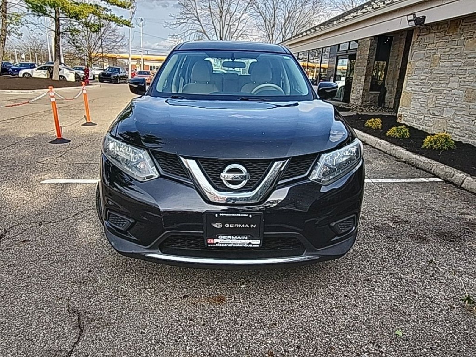 Used 2014 Nissan Rogue S image 3