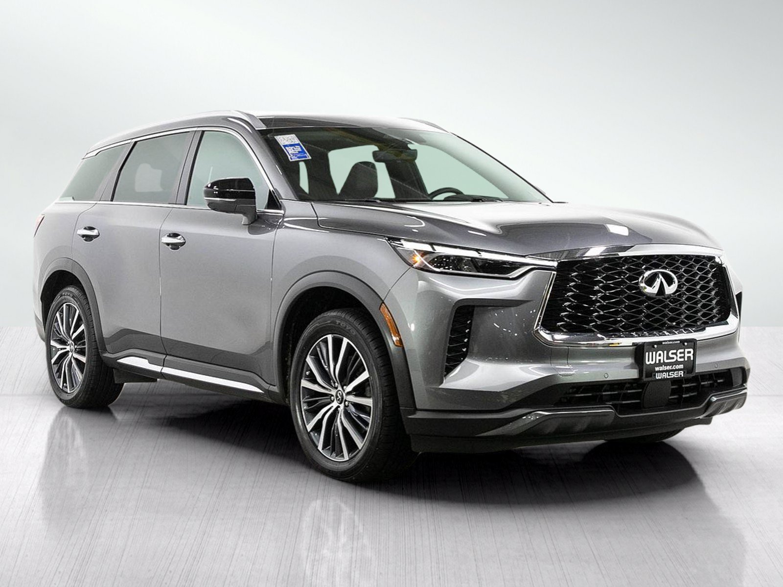 Used 2023 INFINITI QX60 Sensory AWD/4WD image 7
