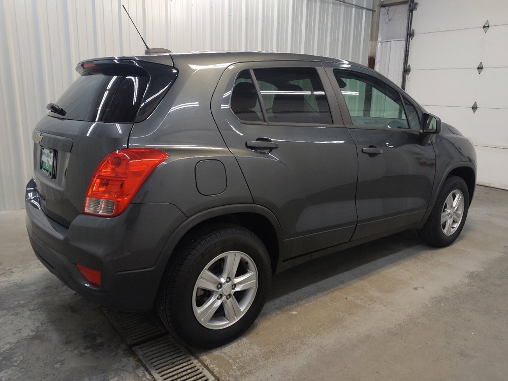 Used 2020 Chevrolet Trax LS w/ Tint and Cruise Package AWD/4WD image 10