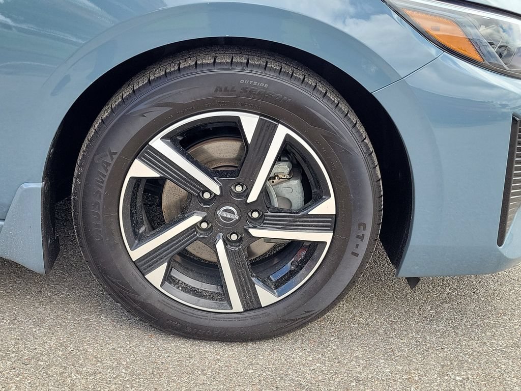 Used 2024 Nissan Sentra SV FWD image 6