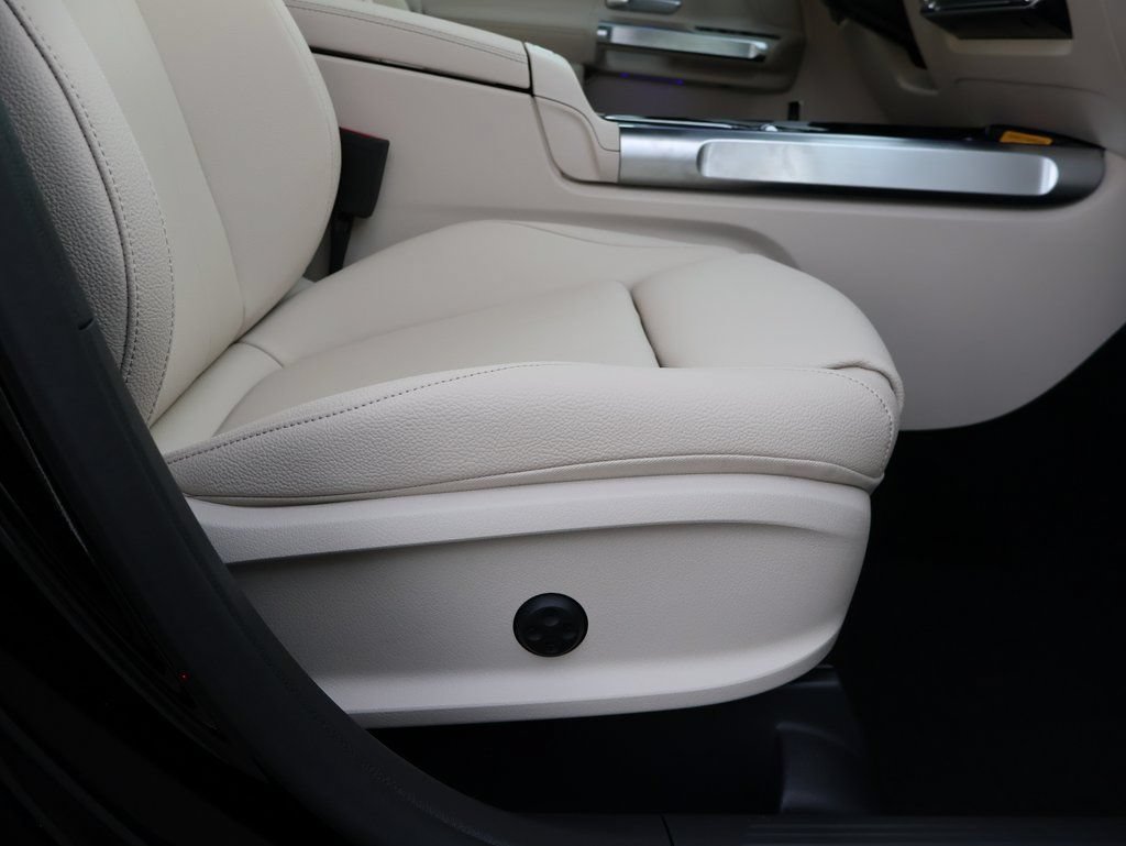 New 2026 Mercedes-Benz GLB 250 4MATIC image 12