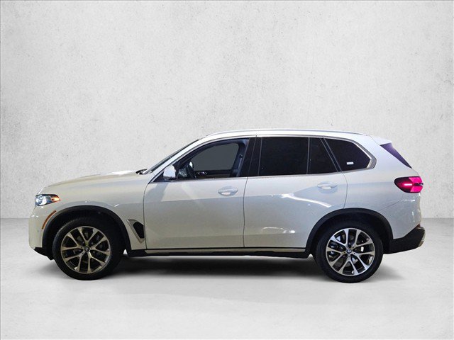 Used 2026 BMW X5 xDrive40i w/ Climate Comfort Package AWD/4WD image 3