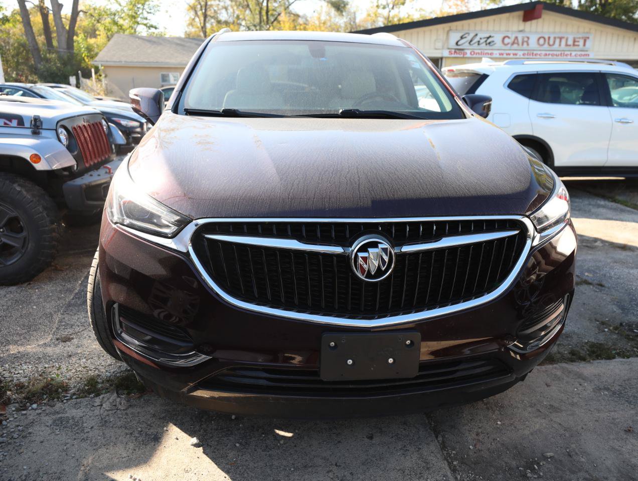 Used 2018 Buick Enclave Essence FWD image 3