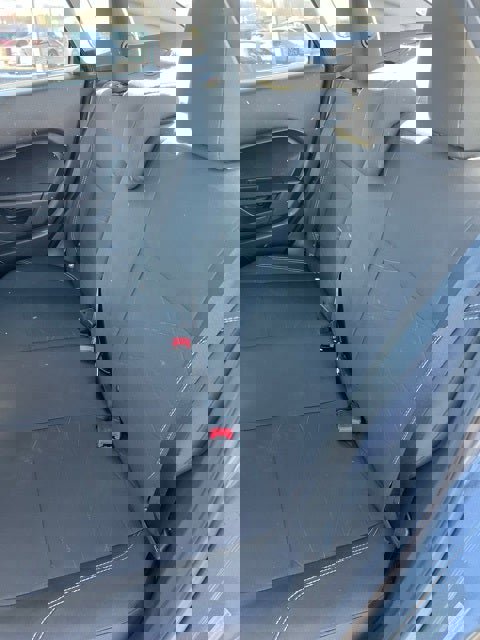 Used 2015 Ford Fiesta SE image 13