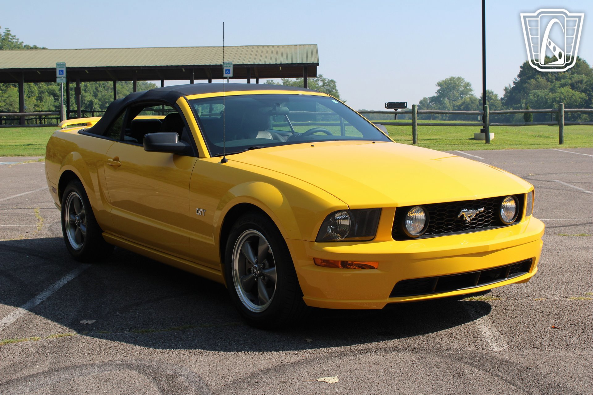 Used 2006 Ford Mustang GT RWD image 22