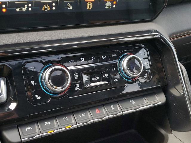 Used 2024 GMC Sierra 1500 AT4 w/ Technology Package image 32