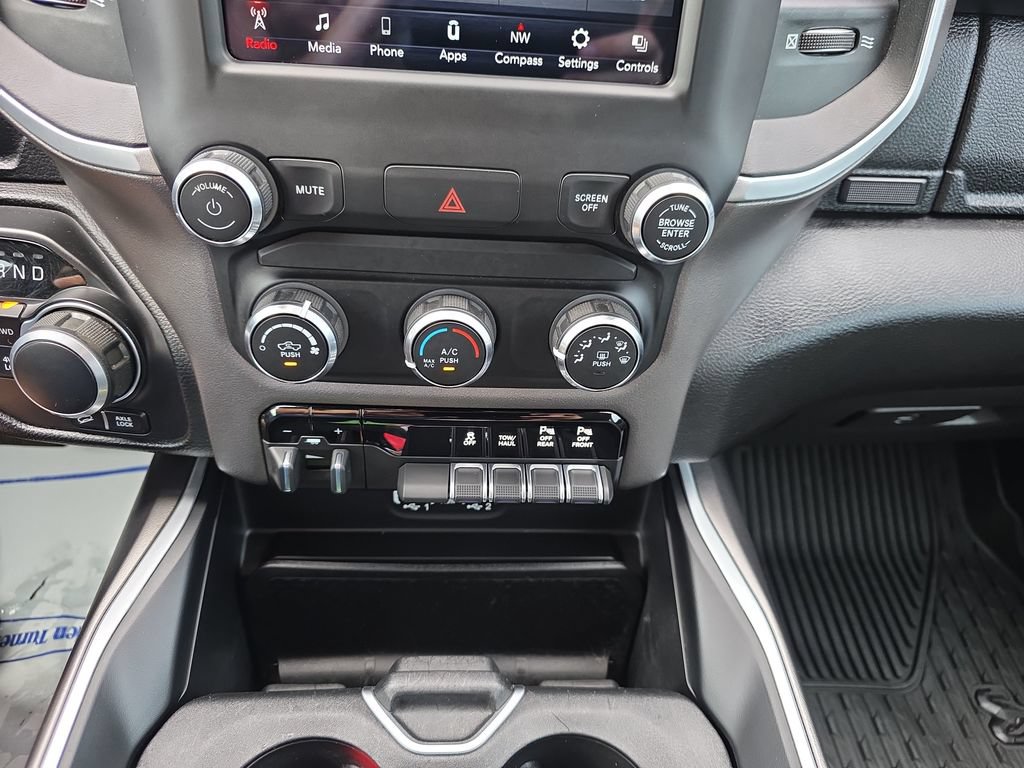 Used 2020 RAM 1500 Big Horn AWD/4WD image 26