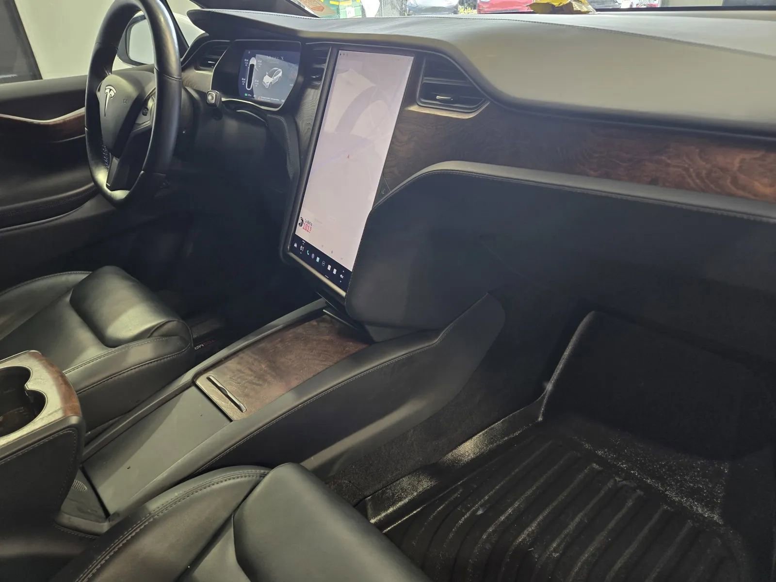Used 2020 Tesla Model X Long Range image 5