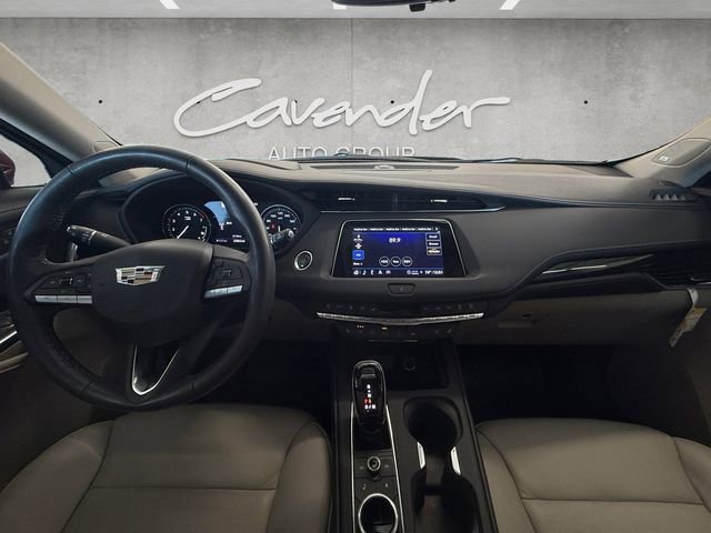 Used 2022 Cadillac XT4 Premium Luxury w/ Technology Package FWD image 20