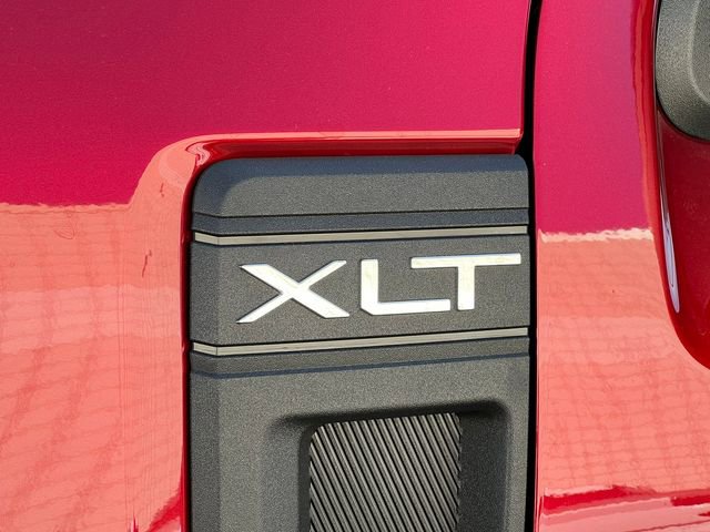 New 2025 Ford Maverick XLT w/ XLT Luxury Package image 12