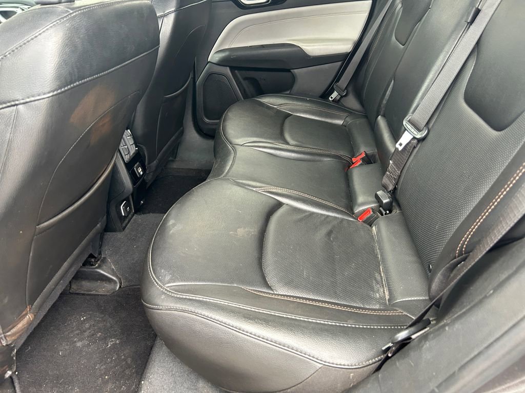 Certified 2022 Jeep Compass Limited image 14