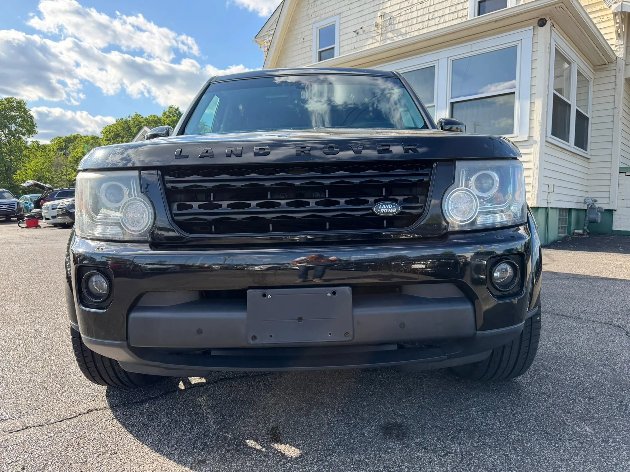 Used 2016 Land Rover LR4 HSE Silver Edition AWD/4WD image 11