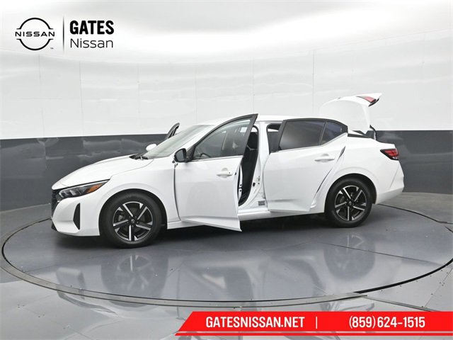 Used 2025 Nissan Sentra SV image 47