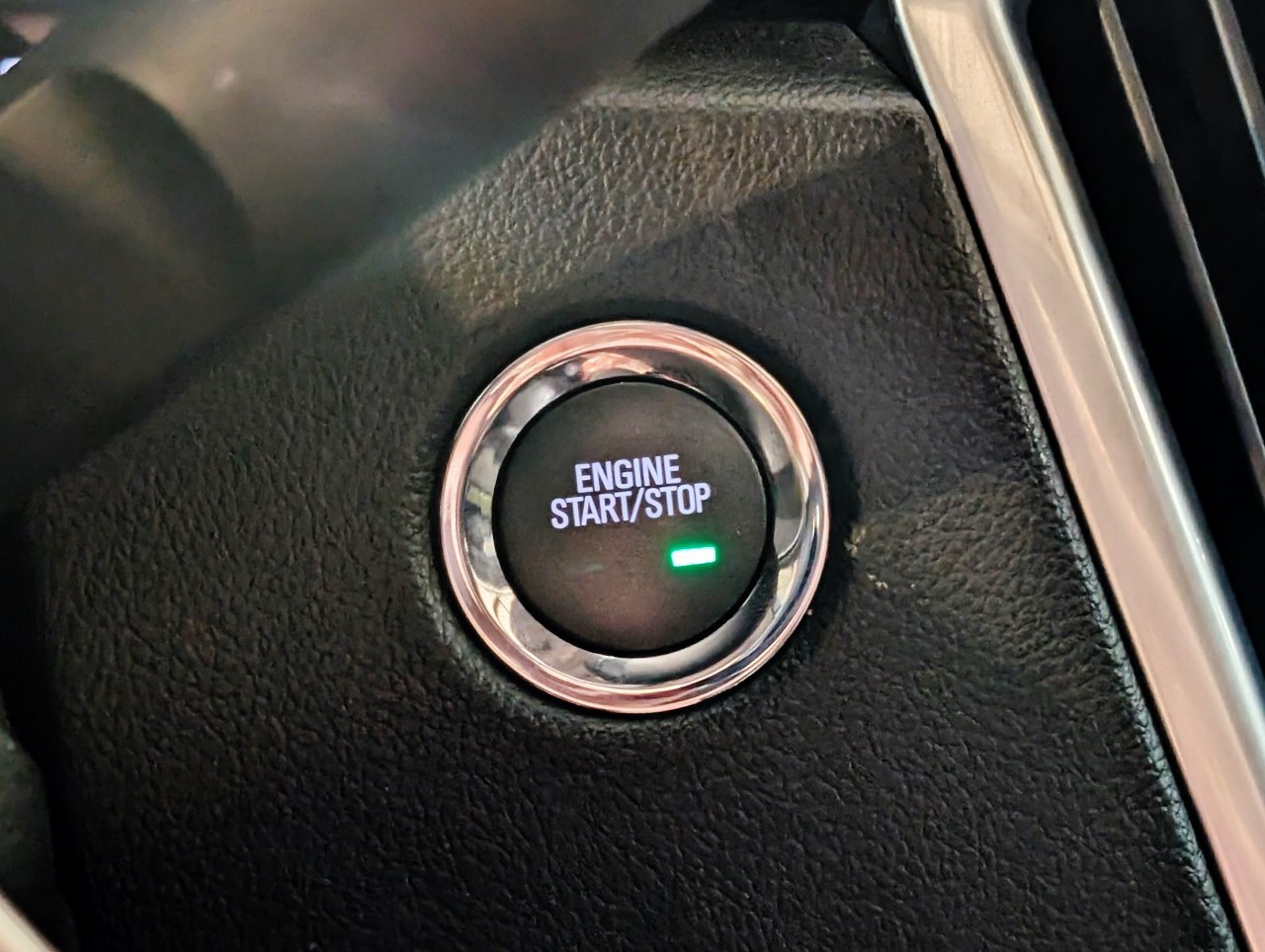 Used 2013 Cadillac SRX Performance w/ Driver Assist Package AWD/4WD image 43