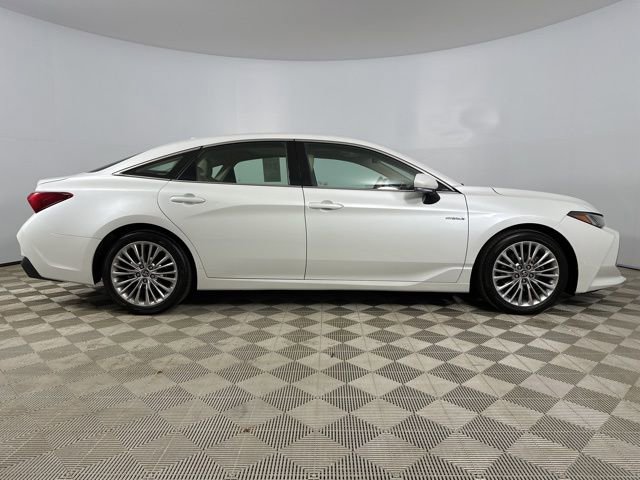 Used 2019 Toyota Avalon Limited w/ Advanced Safety Package FWD image 8