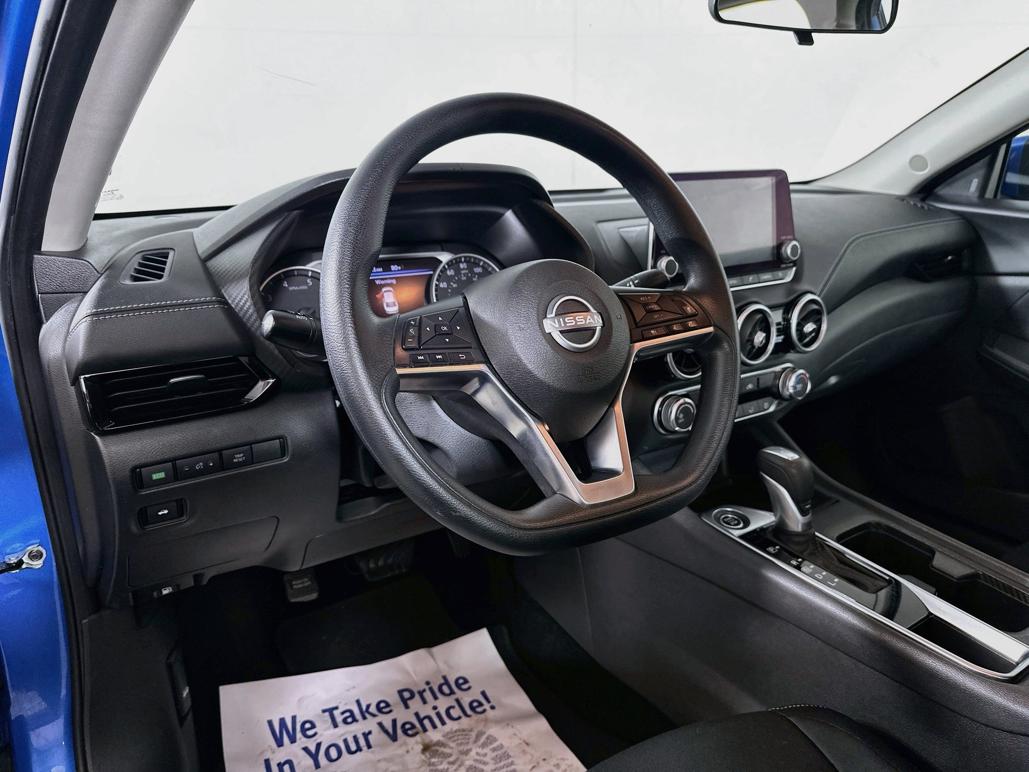 Used 2024 Nissan Sentra SV FWD image 9