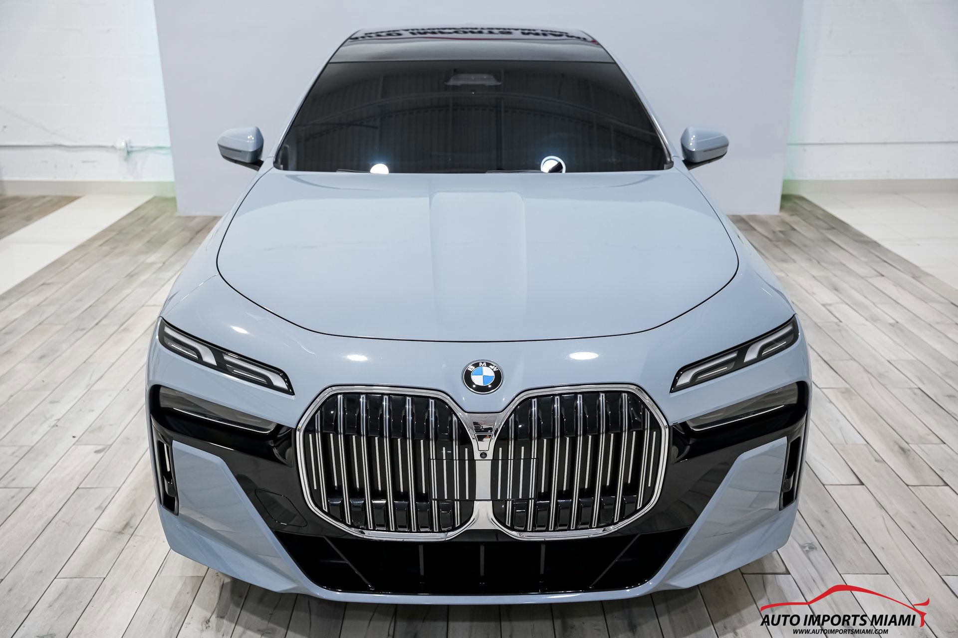 Used 2023 BMW 740i image 31